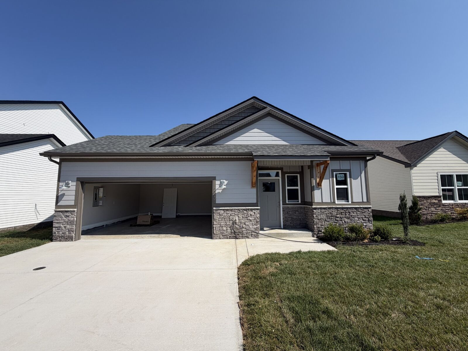 Property Photo: 150 Persinger Place TN 37042