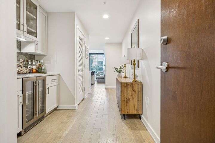 Property Photo:  1212 Laurel St 301  TN 37203 