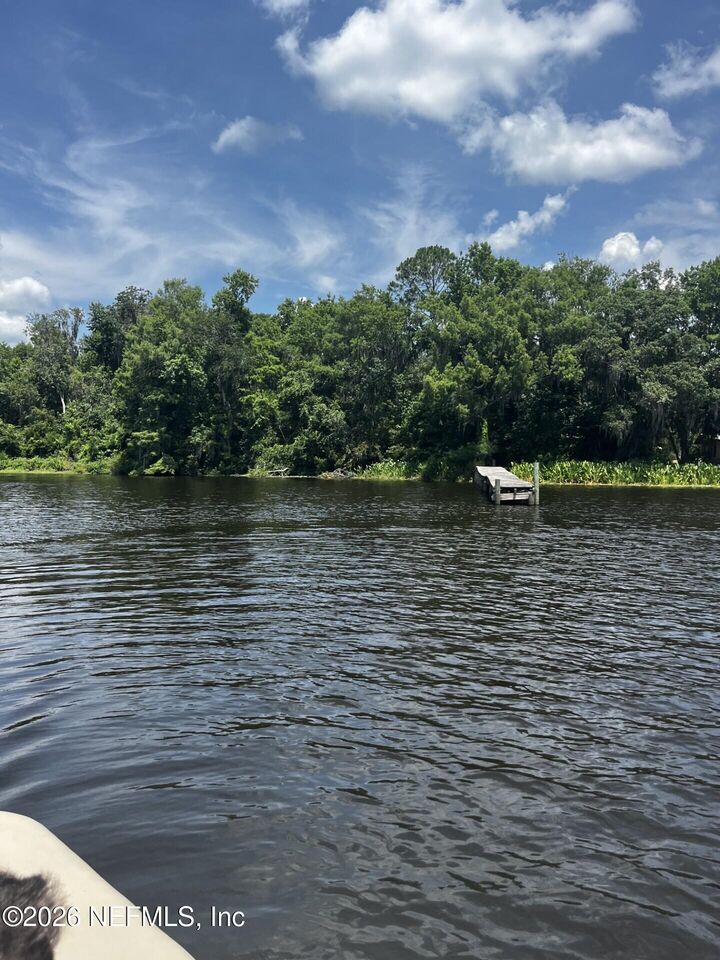 Property Photo: 102 Cedar Creek Road FL 32177