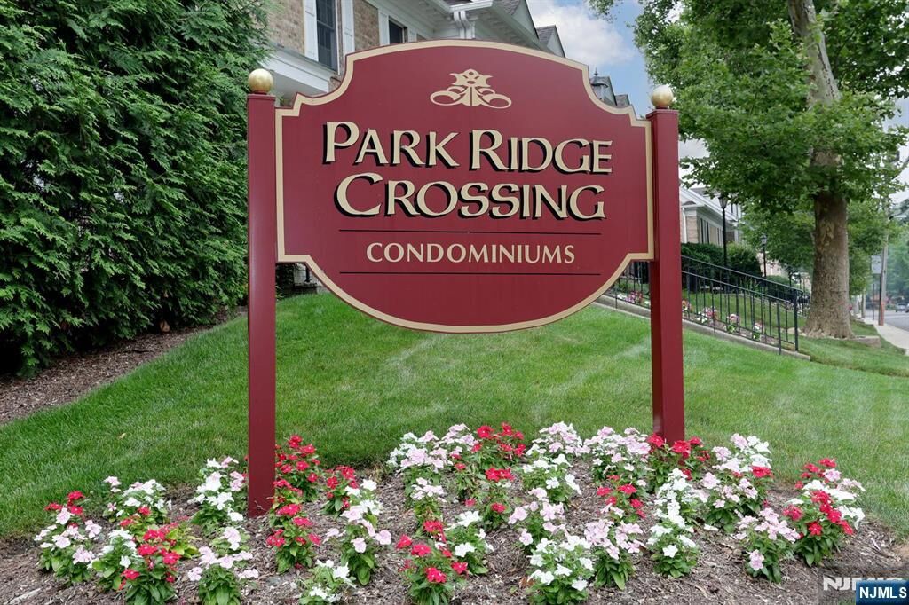 Property Photo:  117 S Maple Avenue B  NJ 07656 