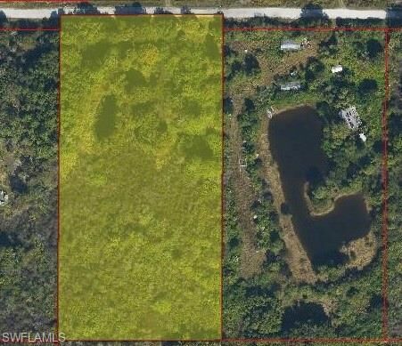Property Photo: 1020 Limpkin Rd FL 34120