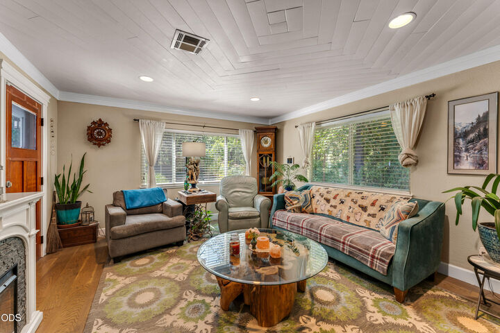 Property Photo:  3889 Williams Highway  OR 97527 