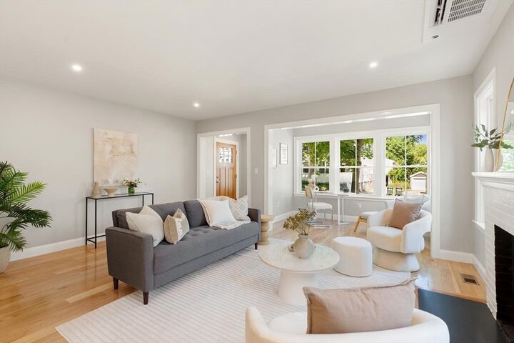 Property Photo: 48 Mt Vernon St MA 02476