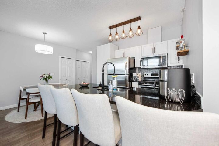 Property Photo: 325 3 Street SE 1506 AB T2G 0T9