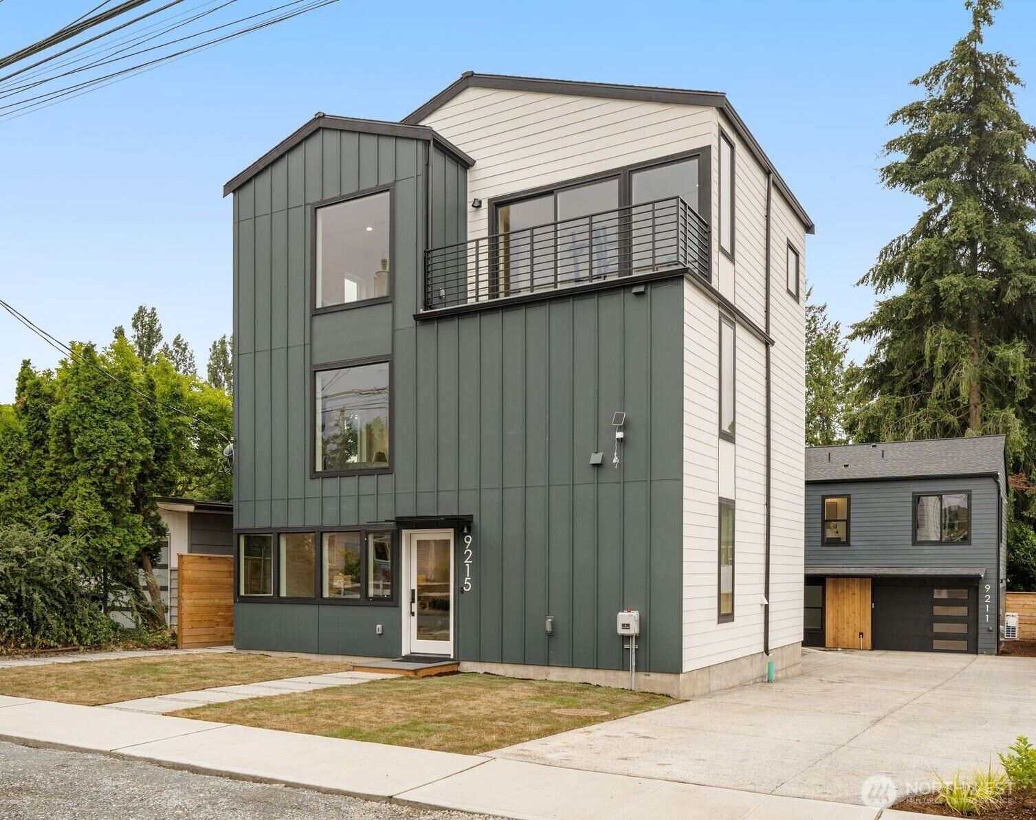 Property Photo:  9215  12th Avenue NE  WA 98115 