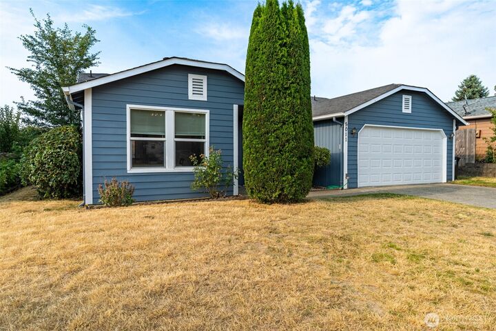 Property Photo:  5011  38th Street NE  WA 98422 