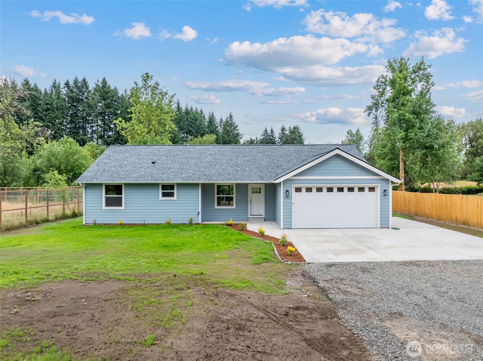 Property Photo:  903  Byham Road  WA 98596 