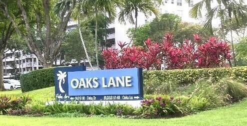 Property Photo:  565 Oaks Lane 305  FL 33069 