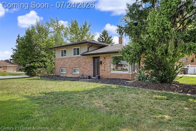 Property Photo:  30633 Gladys Avenue  MI 48185 