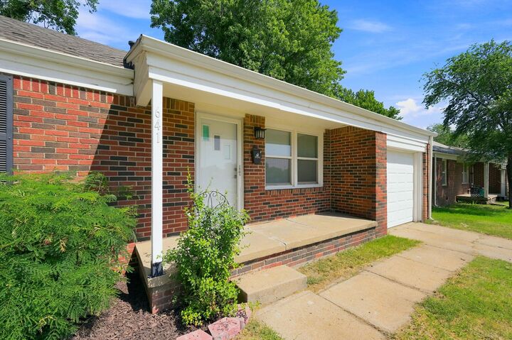 Property Photo:  641 S Apache Dr  KS 67207 