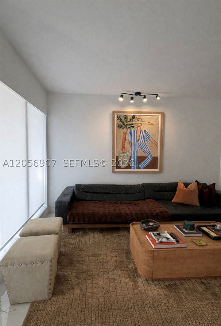 Property Photo:  3607 SW 17th St 3607  FL 33145 