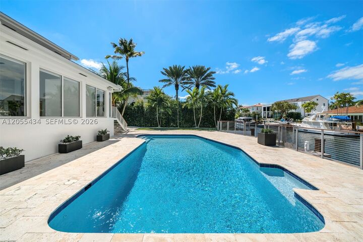 Property Photo:  6832 Sunrise Ct  FL 33133 