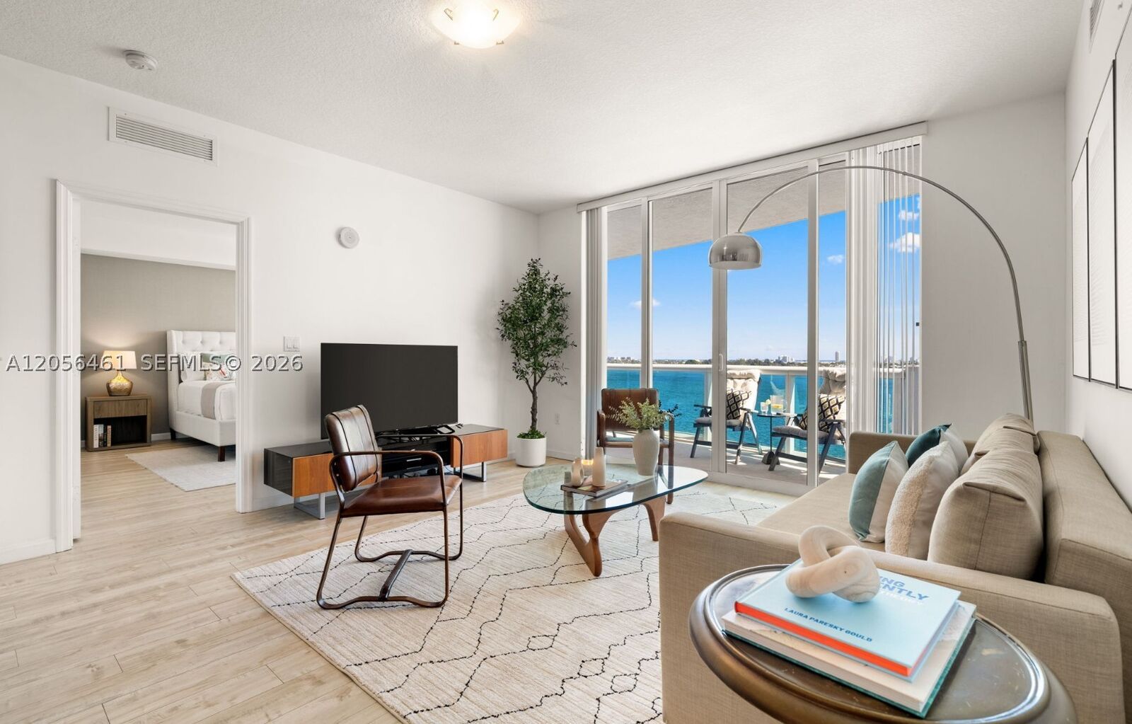 Property Photo:  