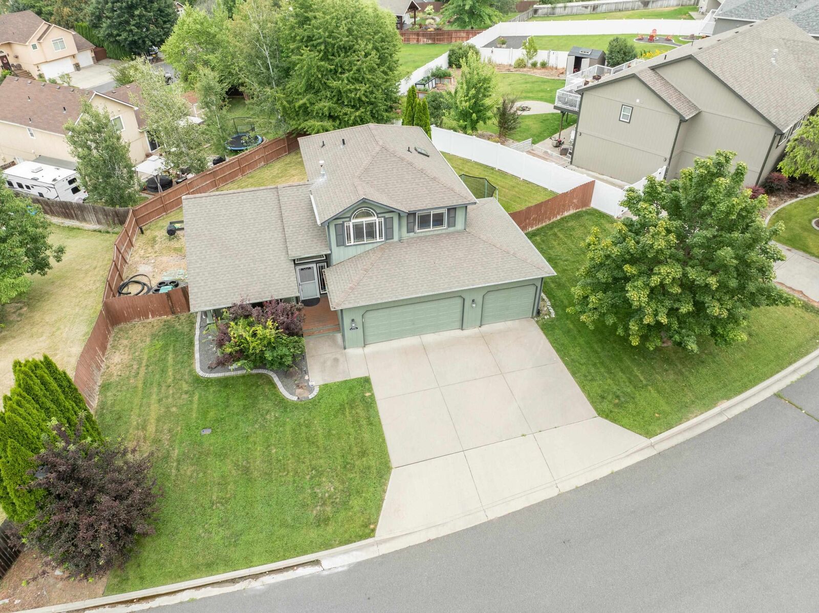 Property Photo:  18105 E Crescent Dr  WA 99016 