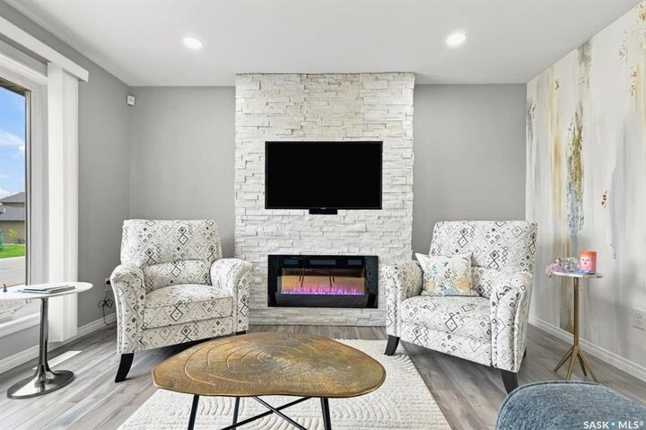 Property Photo: 857 Reimer Road SK S0K 0A2