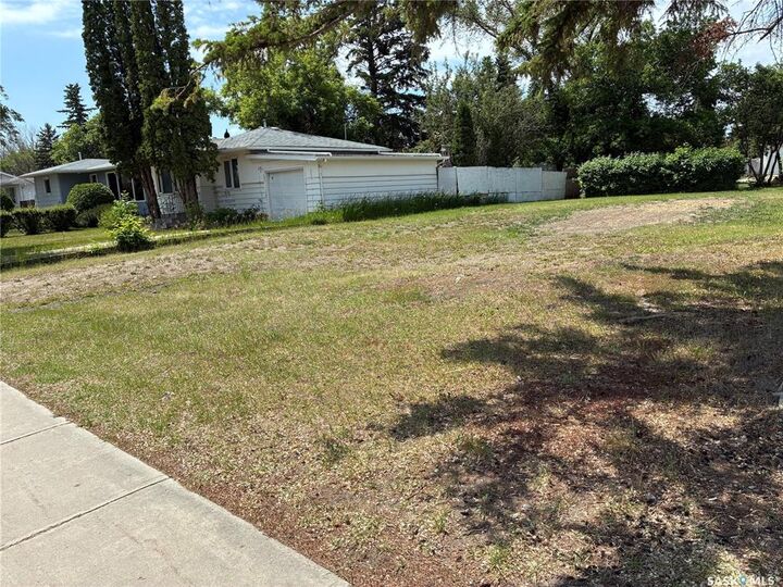 613 P Avenue N — photo 1