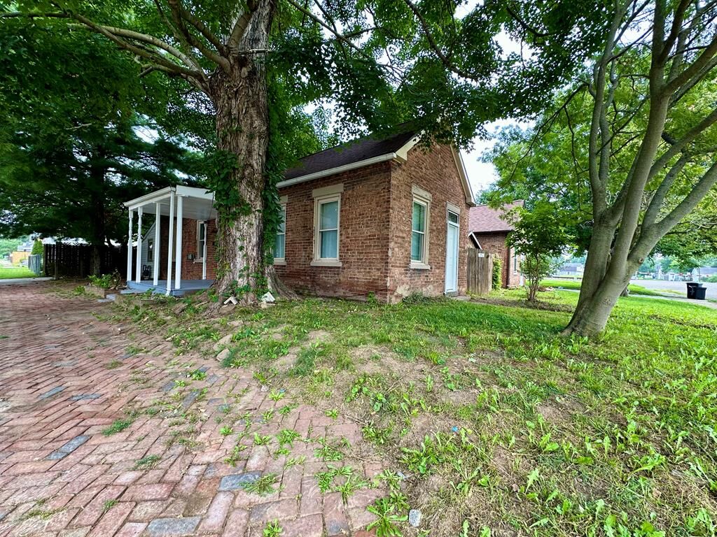 Property Photo: 481 Water Street OH 45601