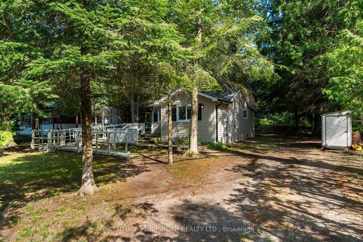 Property Photo: 678 Pinegrove Avenue ON L9S 2K4