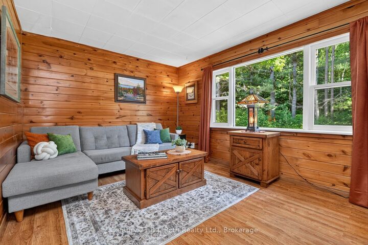 Property Photo:  1020 Rosseau Lake Road 1 N/A  ON P0B 1P0 