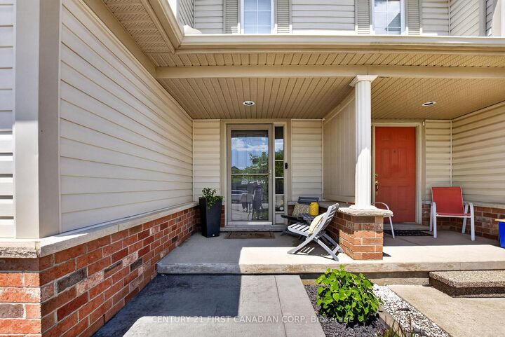 Property Photo: 1488 Evans Boulevard ON N6M 0A8
