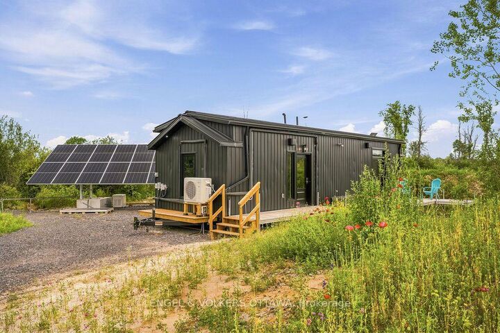 Property Photo: 3737 Kettles Road ON K0A 2Z0