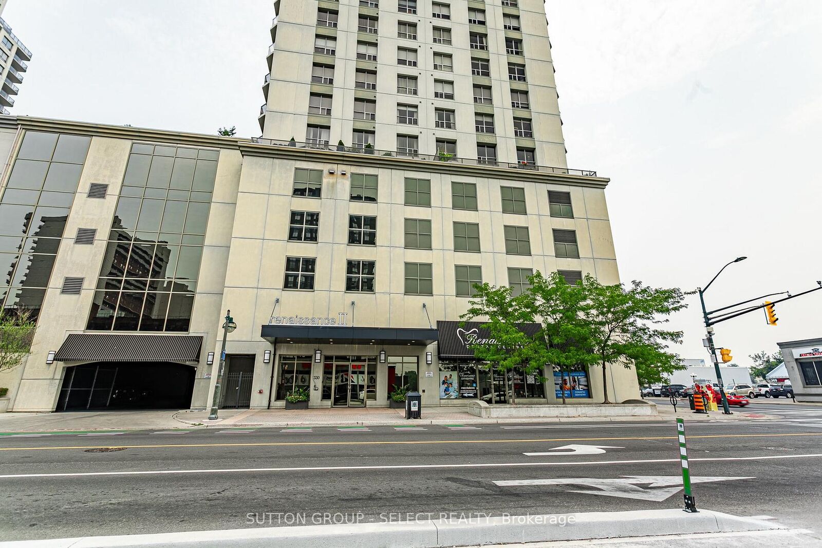 Property Photo: 330 Ridout Street N 704 ON N6A 0A7