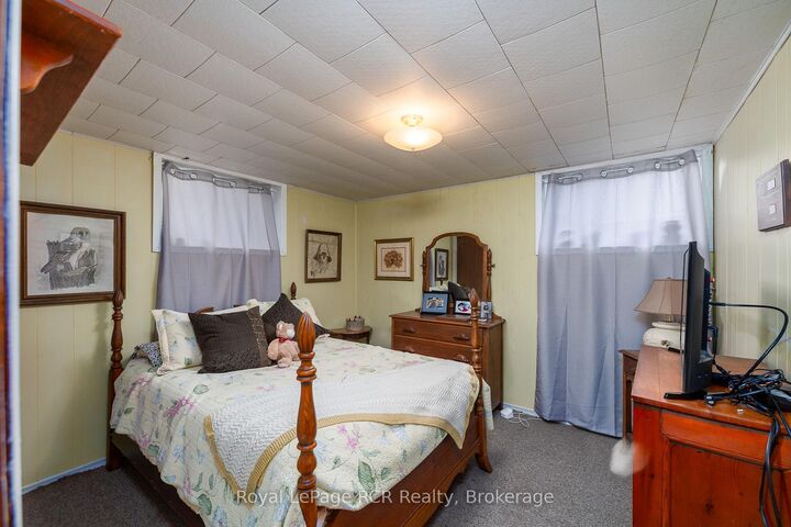Property Photo:  67 Cambrai Road  ON N0C 1H0 