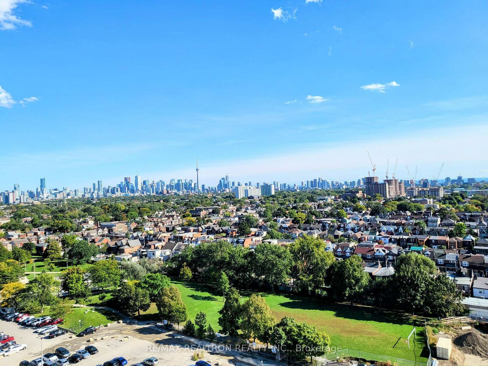 Property Photo:  10 Graphophone Grove 1302  ON M6H 0E5 
