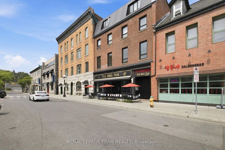 Property Photo: 21 York Street 1 ON K1N 5S7