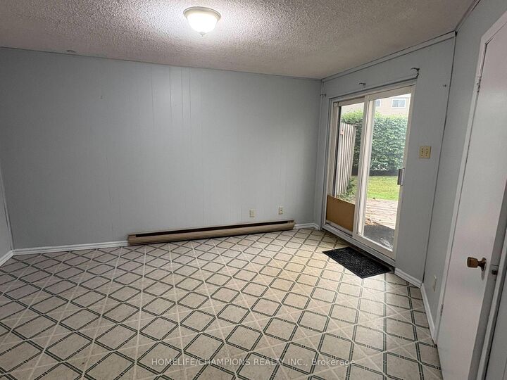 Property Photo: 60 Elmsdale Drive 33 ON N2E 2G4