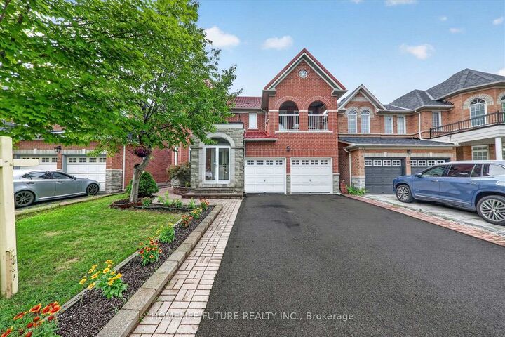 Property Photo: 10 Stepping Stone Trail ON M1X 2B4