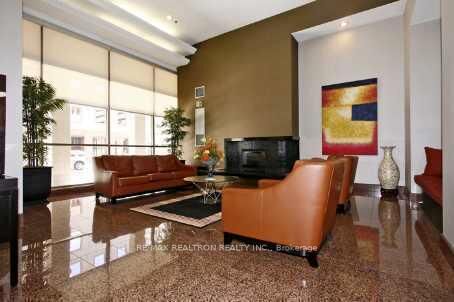 Property Photo: 736 Bay Street 1008 ON M5G 1N6