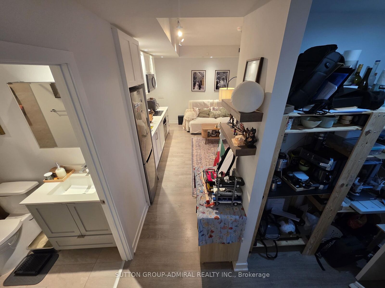 Property Photo: 1928 Lake Shore Boulevard W 2102 ON M6S 0B1