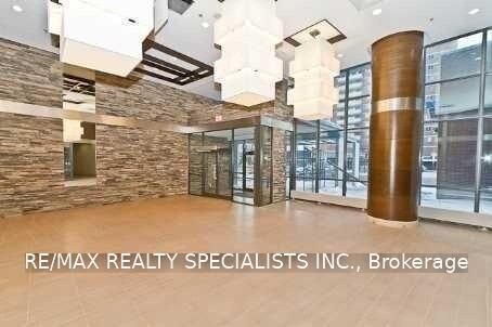 Property Photo: 1 Hurontario Street 1506 ON L5G 0A3