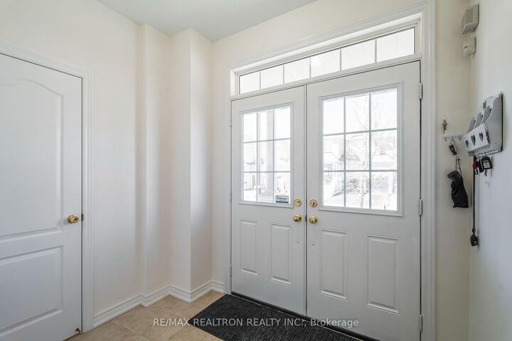 Property Photo: 9 Constance Street ON M2P 1V4