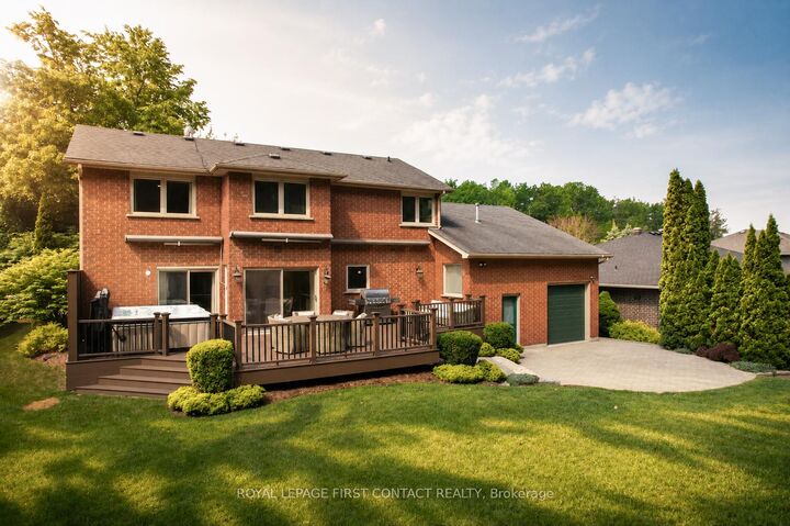 Property Photo: 92 Wildwood Trail ON L4N 7Z8