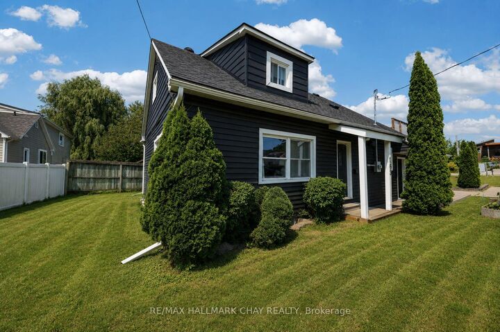 Property Photo: 165 Cedar Island Road ON L3V 1S9