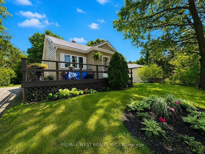 15 Millwood Road — photo 1