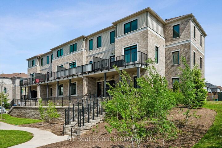 Property Photo: 107 Westra Drive 17 ON N1K 0A5