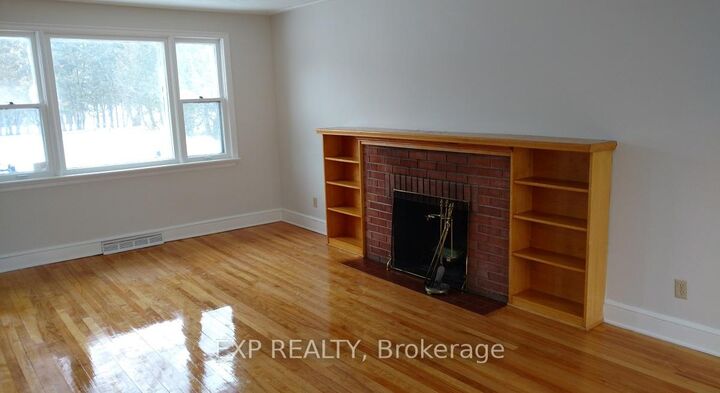 Property Photo: 44 Clearview Avenue ON K1Y 2K5