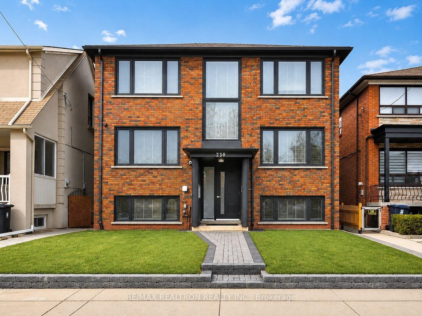 Property Photo: 230 Boon Avenue 5 ON M6E 3Z8