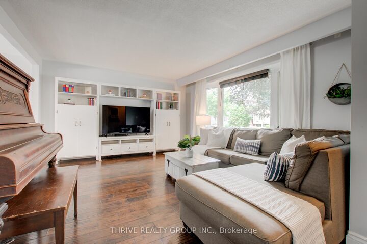 Property Photo:  118 Sandalwood Crescent  ON N6G 2Z7 