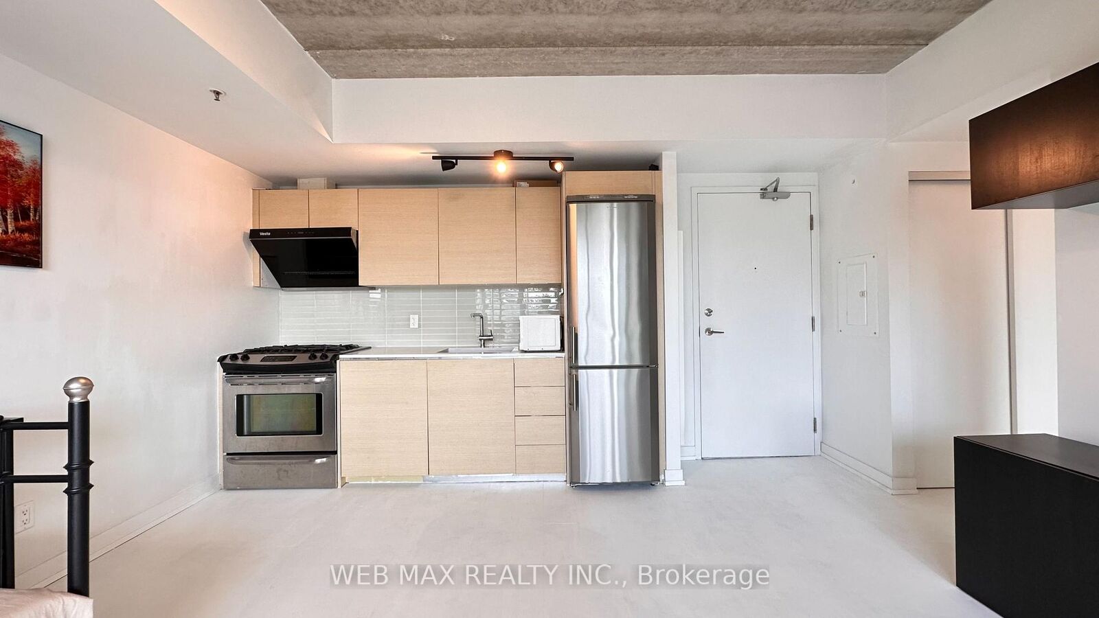 Property Photo: 51 Lady Bank Road 201 ON M8Z 0C9