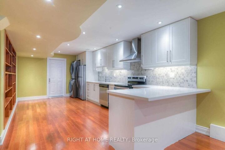 Property Photo: 142 Ner Israel Drive Lower ON L4J 9K8