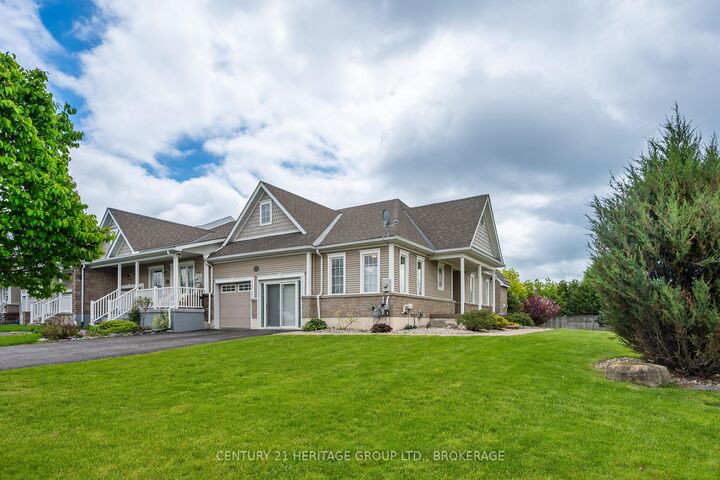 100 Britannia Crescent — photo 1