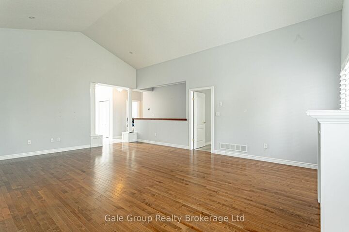 Property Photo: 603 Fox Hollow Court ON N4T 1W3
