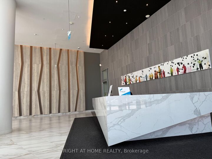 Property Photo: 3883 Quartz Road 1010 ON L5B 0M4