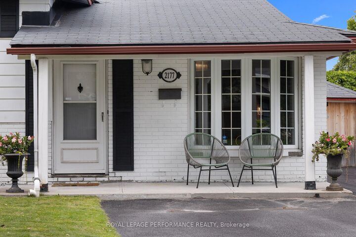 Property Photo: 2177 Bingham Street ON K1G 2V6