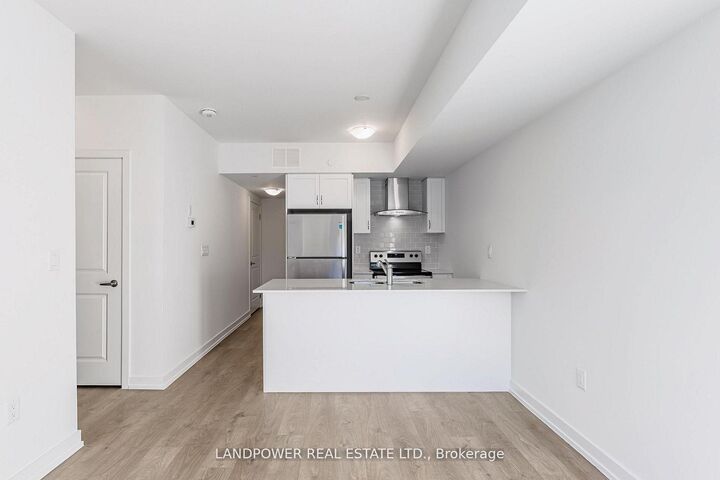 Property Photo: 60 Elizabeth Street S 3305 ON L4C 5W2