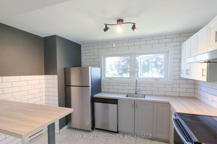 Property Photo: 40 Helen Street 1 ON K7L 4N9
